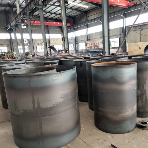 选择鄂州钢护筒的材质时考虑哪些条件？